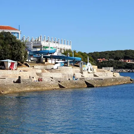 By The Sea - 13401 Apartment *